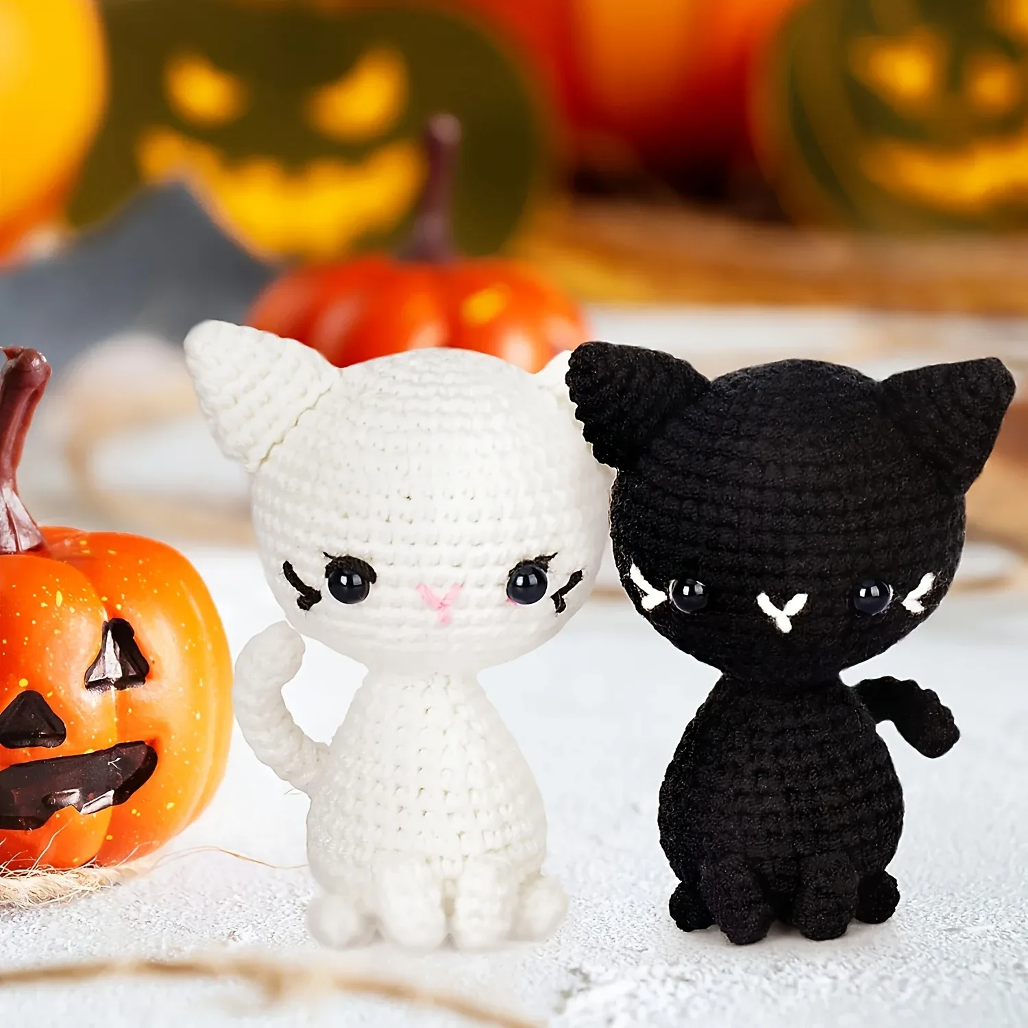 Kit Amigurumi Dupla de Gatinhos Preto e Branco