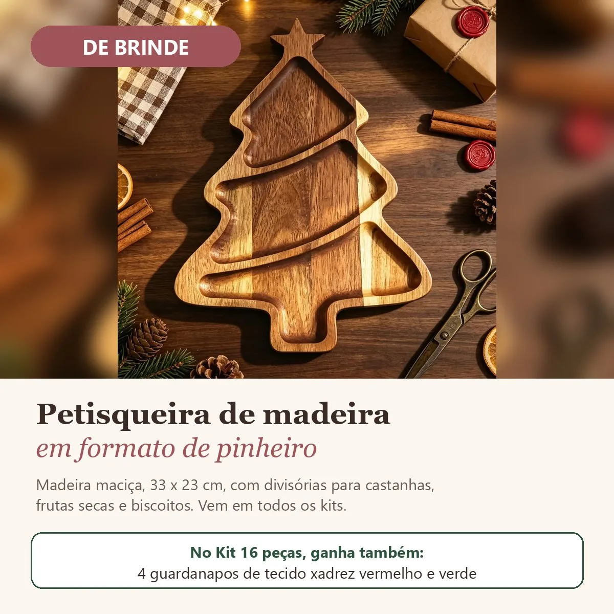 Petisqueira de madeira em formato de pinheiro